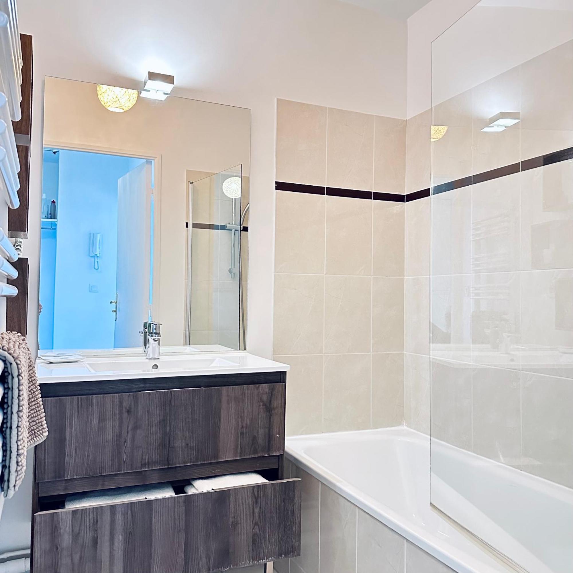 Beautiful Apartment * Parking* Disneyland 10 Min Μοντεβρέν Εξωτερικό φωτογραφία